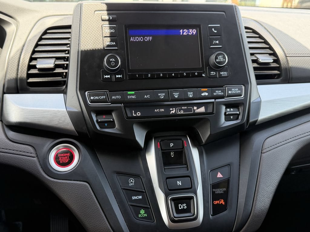 Used 2021 Honda Odyssey LX image 25
