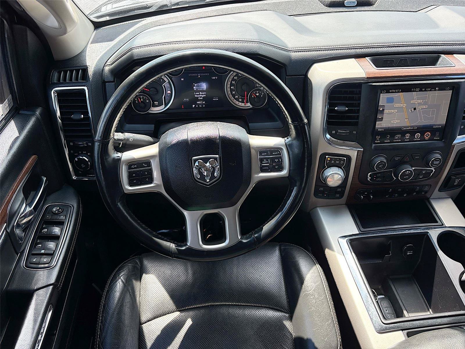 Used 2015 RAM 1500 Laramie w/ Convenience Group AWD/4WD image 23