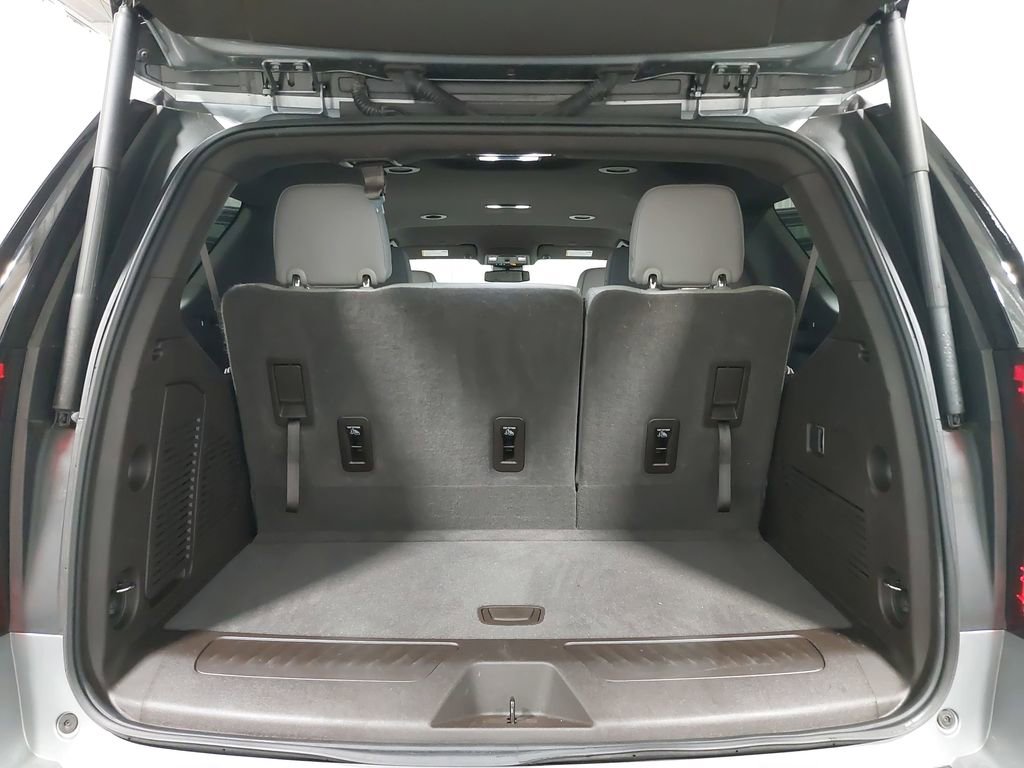 Used 2024 GMC Yukon SLT w/ Max Trailering Package image 13