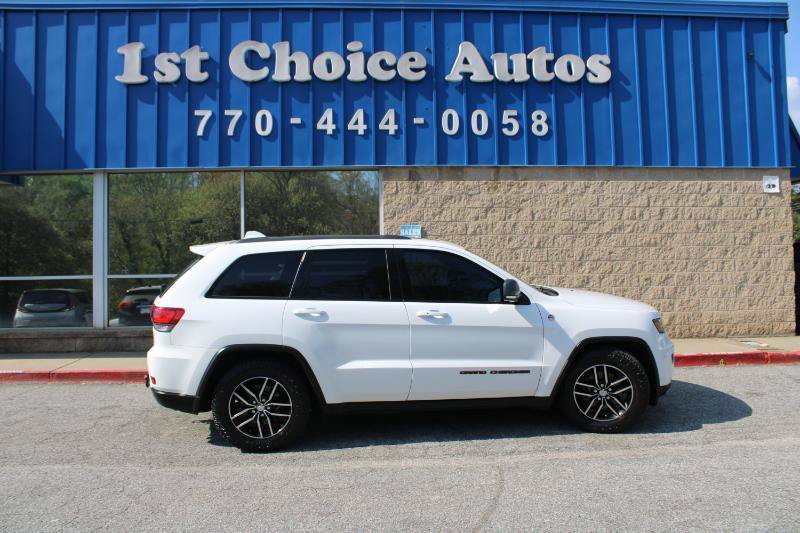 Used 2017 Jeep Grand Cherokee Trailhawk w/ Trailhawk Luxury Group AWD/4WD image 7
