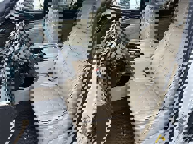 Used 2023 Cadillac Escalade ESV Premium Luxury image 14