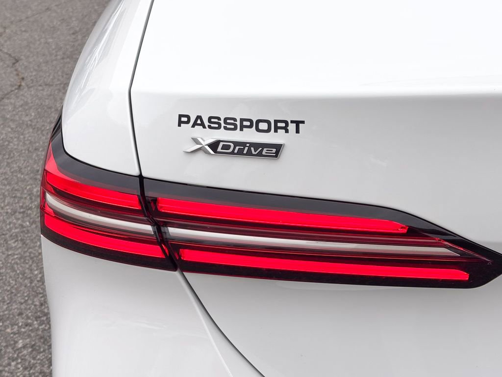 New 2026 BMW 530i xDrive w/ Premium Package image 5