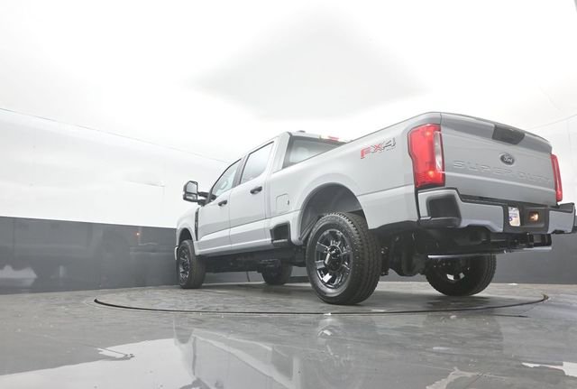 New 2026 Ford F250 4x4 Crew Cab Super Duty image 36