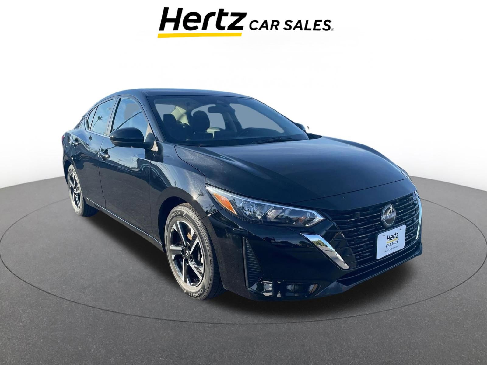 Used 2025 Nissan Sentra SV image 1