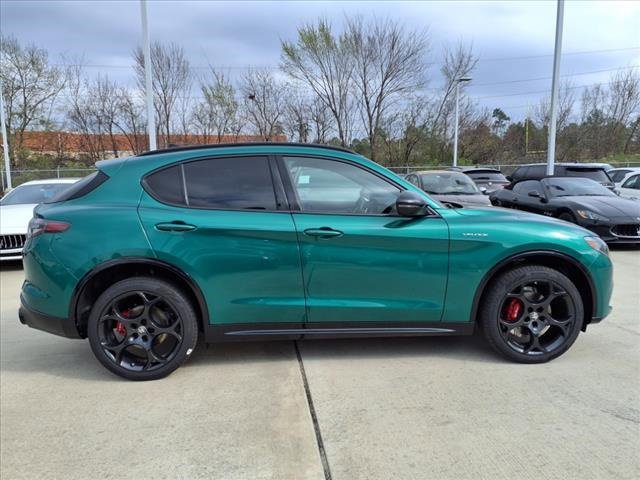 New 2025 Alfa Romeo Stelvio Sprint w/ Veloce Package image 9