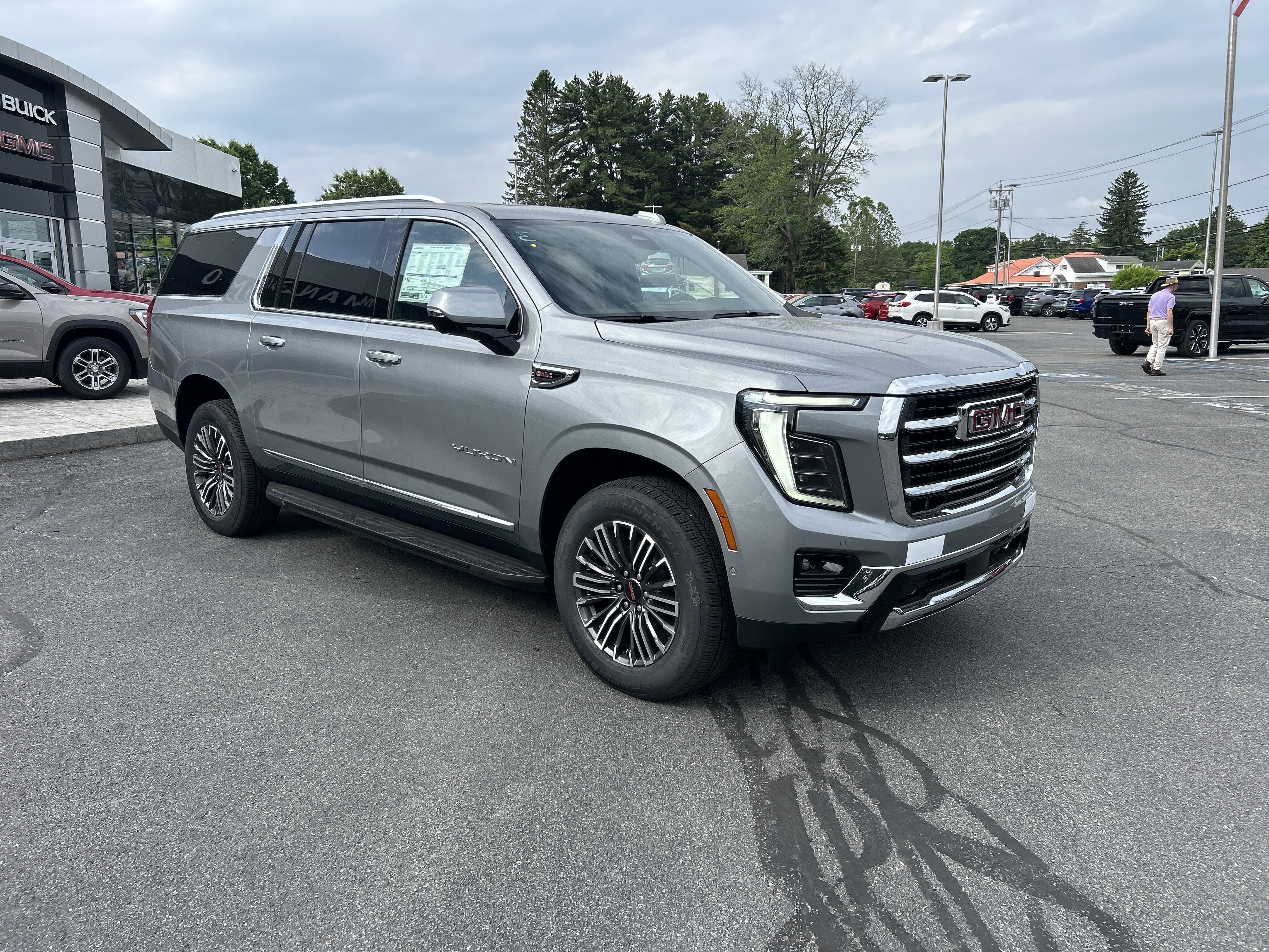 New 2026 GMC Yukon XL Elevation w/ Elevation Premium Package AWD/4WD image 18