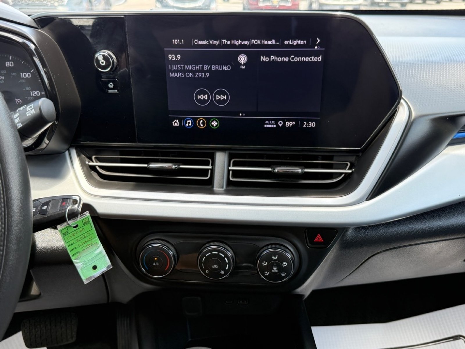 Used 2024 Chevrolet Trax LS FWD image 12