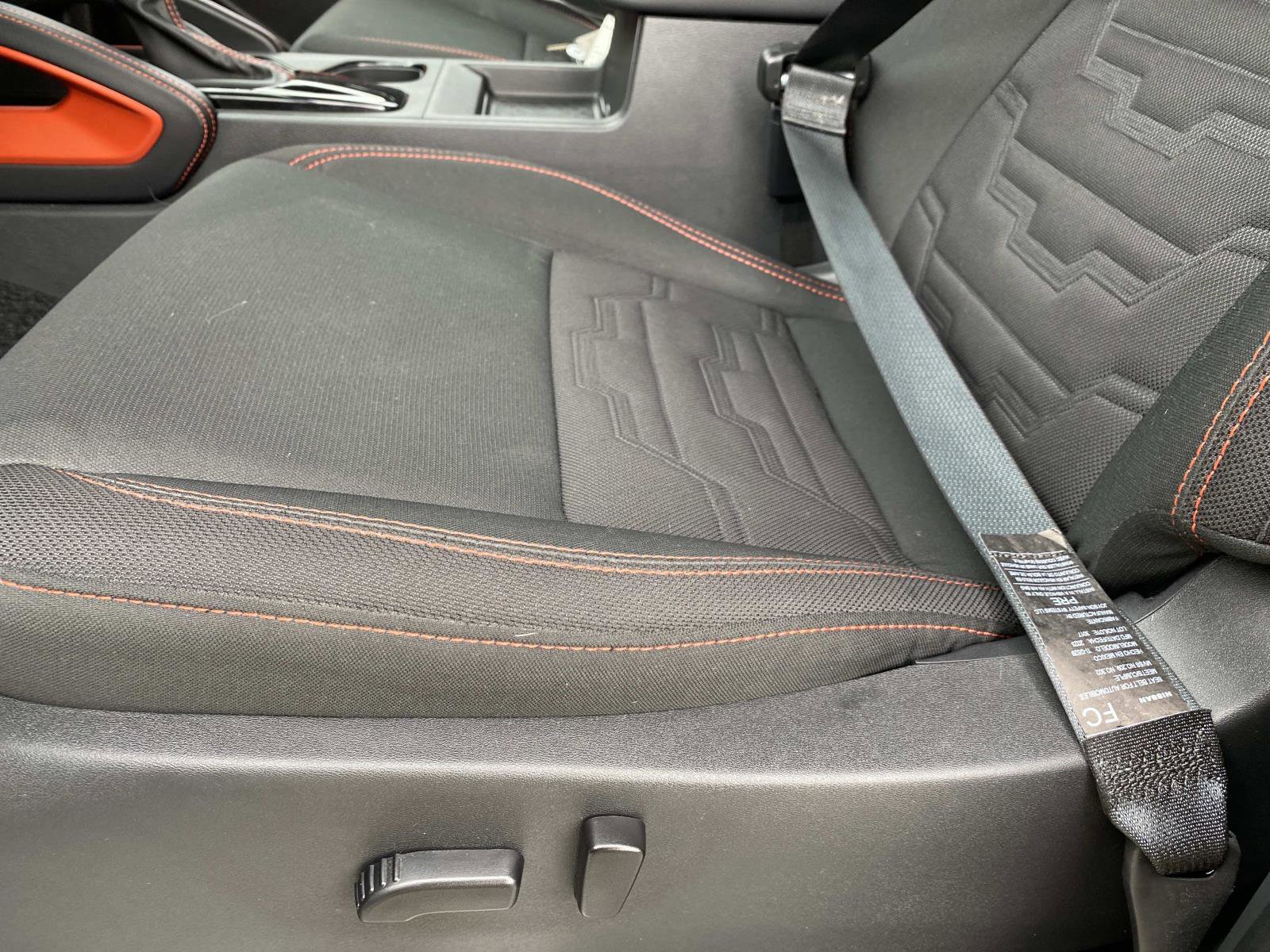 Used 2023 Nissan Frontier PRO-4X w/ Technology Package image 26