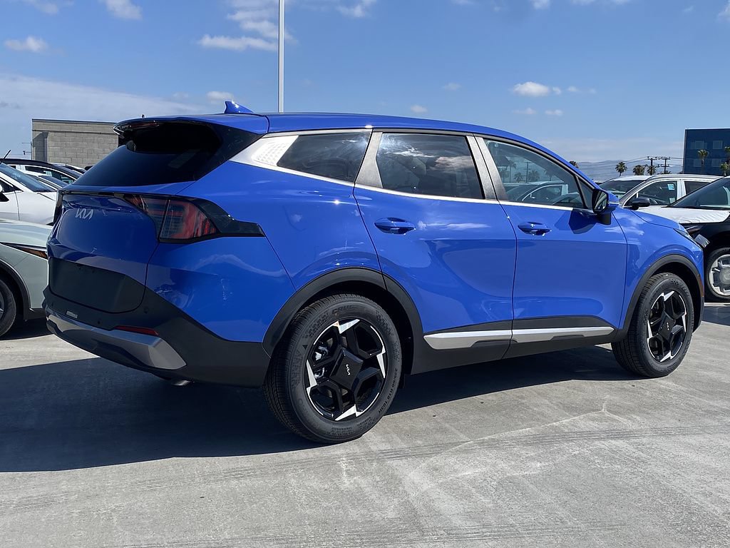 New 2026 Kia Sportage EX w/ EX Panorama Roof Package FWD image 3