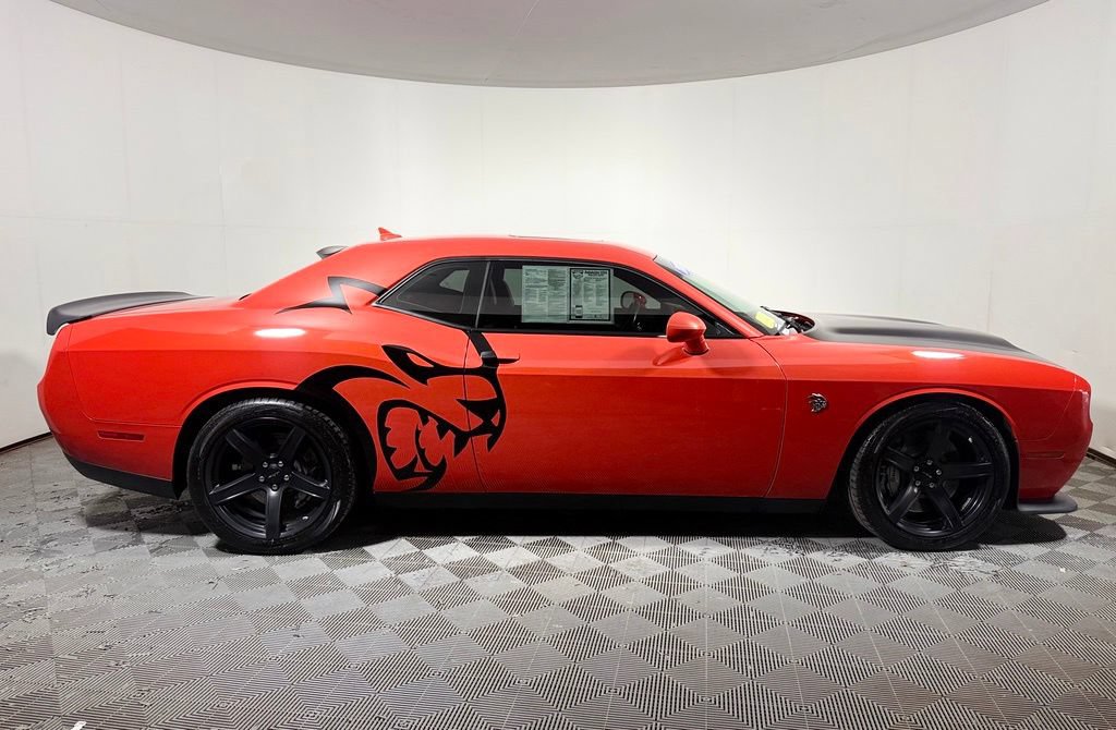 Used 2020 Dodge Challenger SRT Hellcat w/ Plus Package RWD image 8