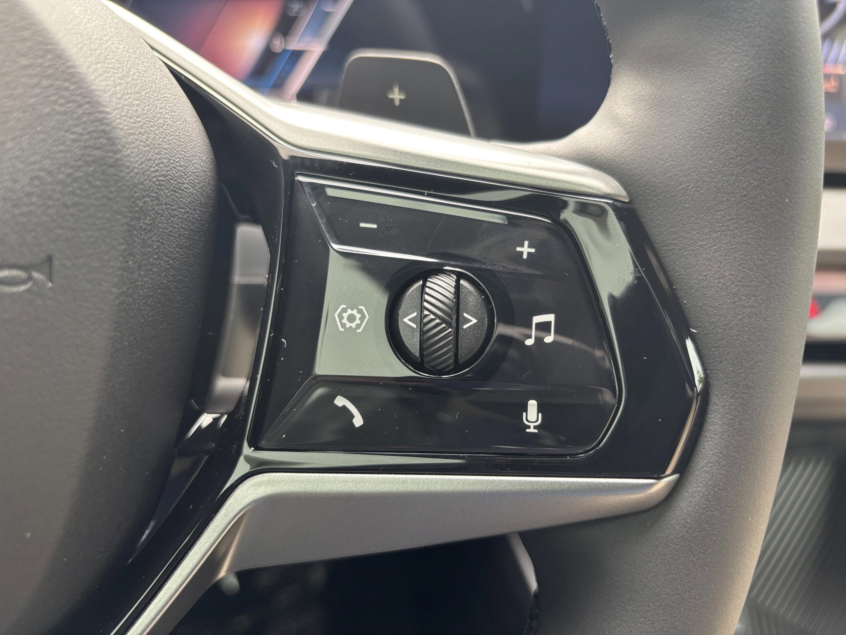 Used 2026 BMW X3 xDrive30 w/ Convenience Package image 10