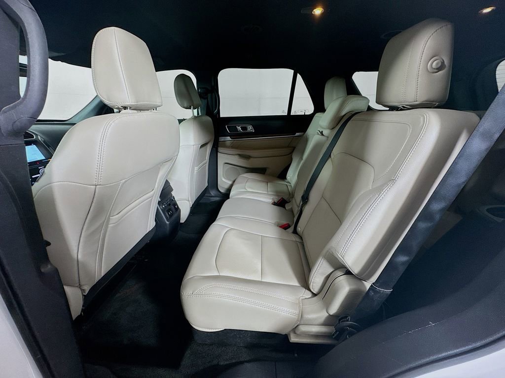 Used 2018 Ford Explorer Limited w/ Equipment Group 301A image 28