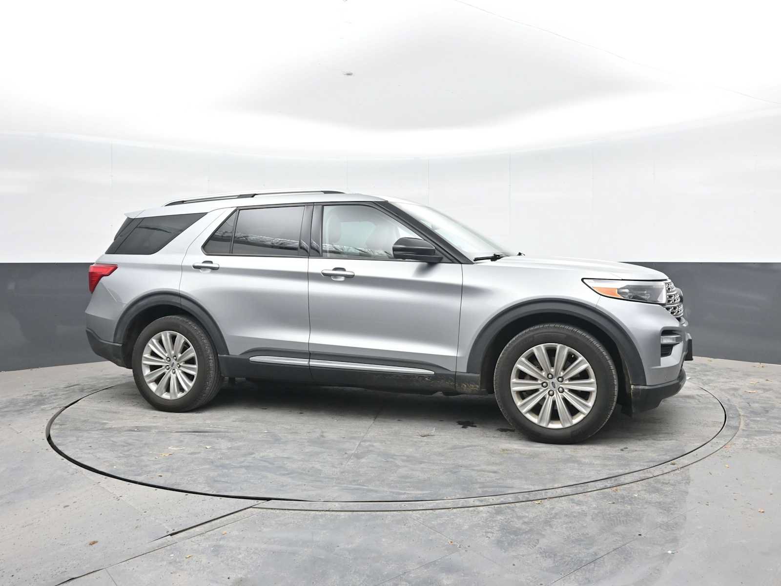 Used 2020 Ford Explorer Limited AWD/4WD image 8