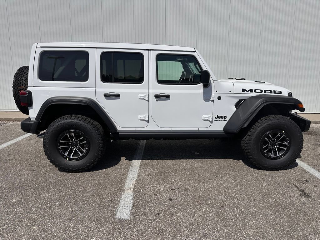 New 2026 Jeep Wrangler Unlimited Rubicon 392 w/ Quick Order Package 27X Moab AWD/4WD image 9