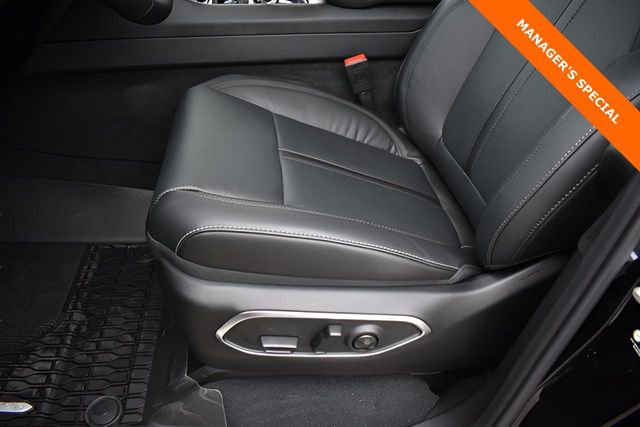 New 2025 Jeep Wagoneer 4WD image 12