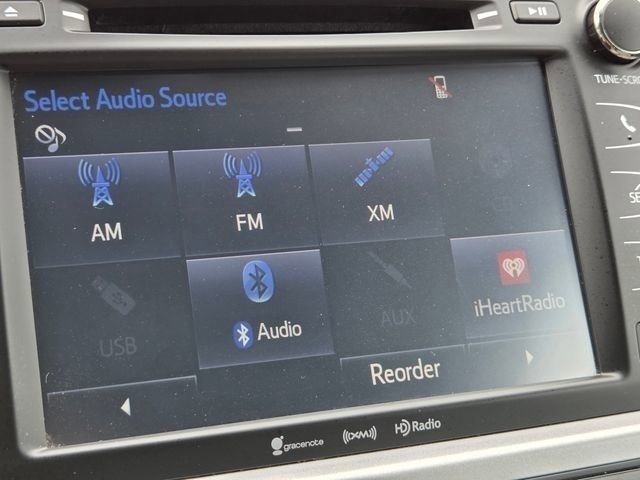 Used 2019 Toyota Highlander Limited Platinum AWD/4WD image 16