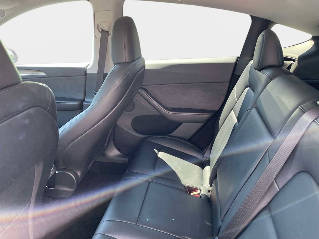 Used 2023 Tesla Model Y Long Range AWD/4WD image 15