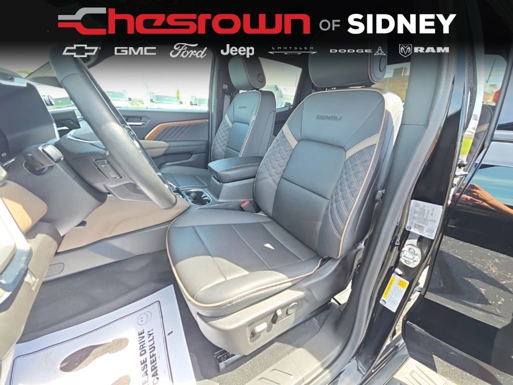 Used 2025 GMC Canyon Denali w/ LPO, Denali Black Edition AWD/4WD image 34