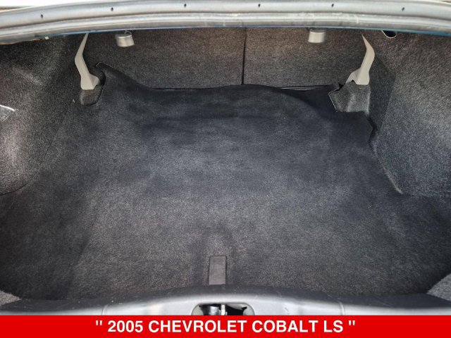 Used 2005 Chevrolet Cobalt LS FWD image 29
