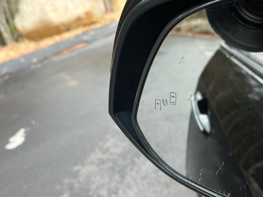 Used 2025 Toyota RAV4 Limited w/ Advanced Technology Package image 27