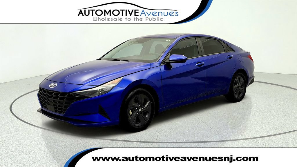 Used 2022 Hyundai Elantra SEL w/ Convenience Package FWD image 1