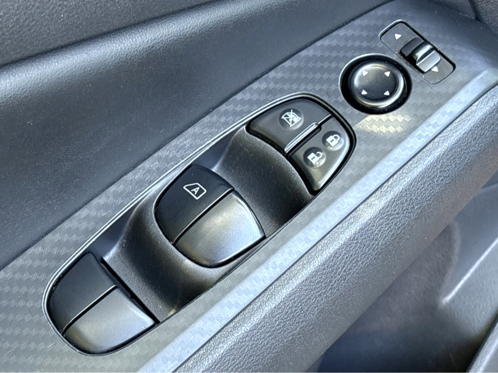 Certified 2024 Nissan Altima 2.5 SV FWD image 4