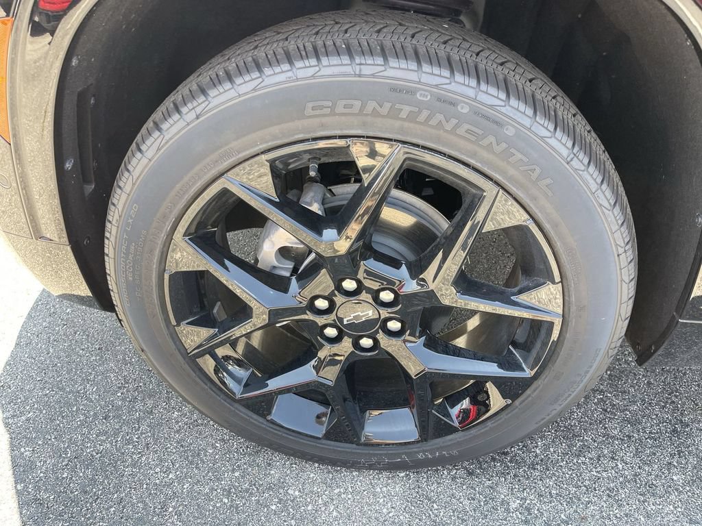 New 2026 Chevrolet Traverse RS w/ LPO, Floor Liner Package AWD/4WD image 10