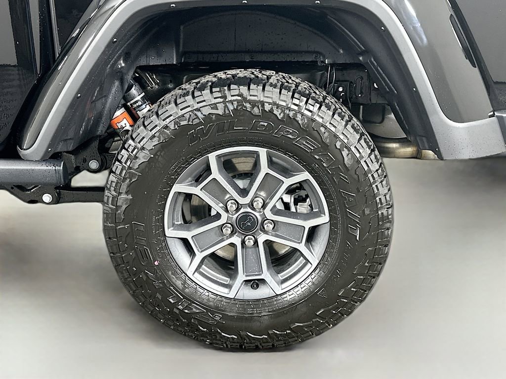 New 2026 Jeep Gladiator Mojave w/ Technology Group image 17