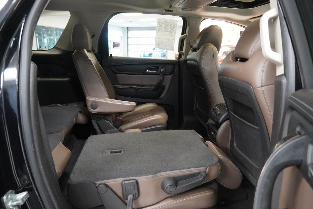 Used 2017 GMC Acadia Limited SLT AWD/4WD image 35