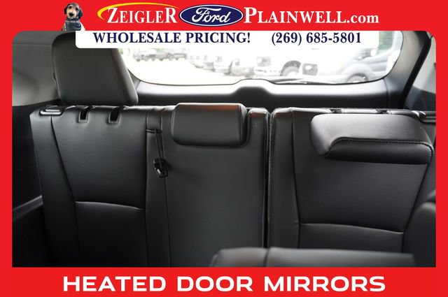 Used 2023 Toyota Highlander XLE image 13