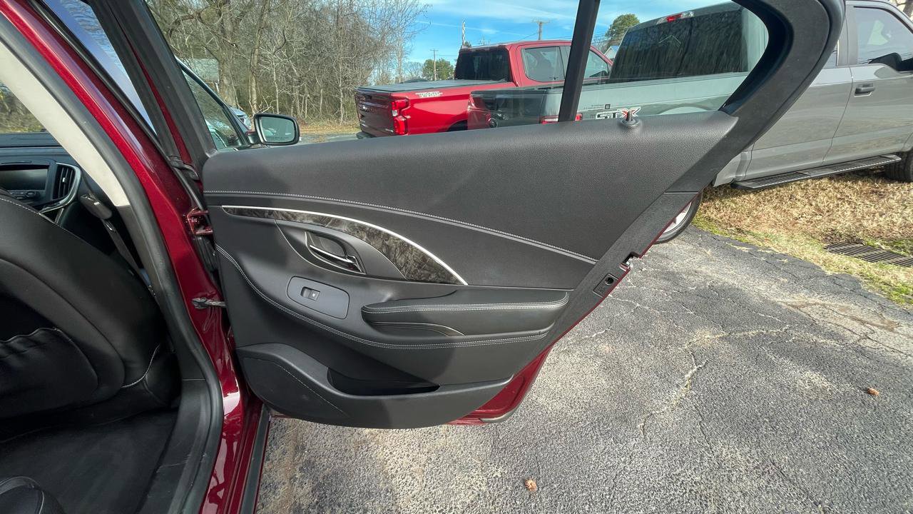 Used 2016 Buick LaCrosse Leather image 24