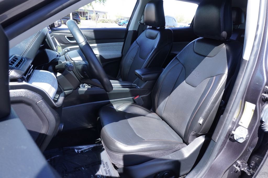Used 2022 Jeep Compass Latitude image 13