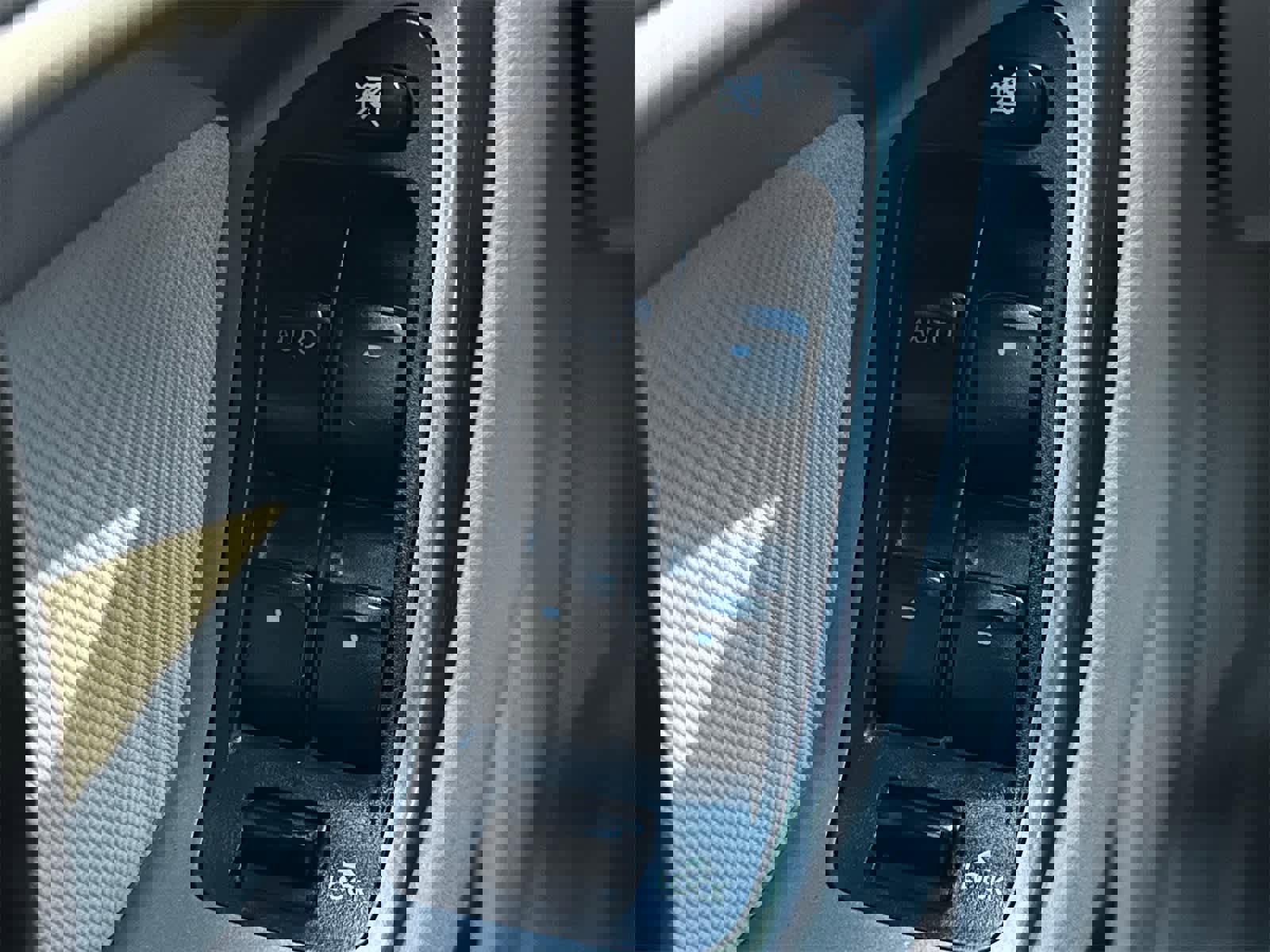 Used 2007 Subaru Outback 2.5i image 24