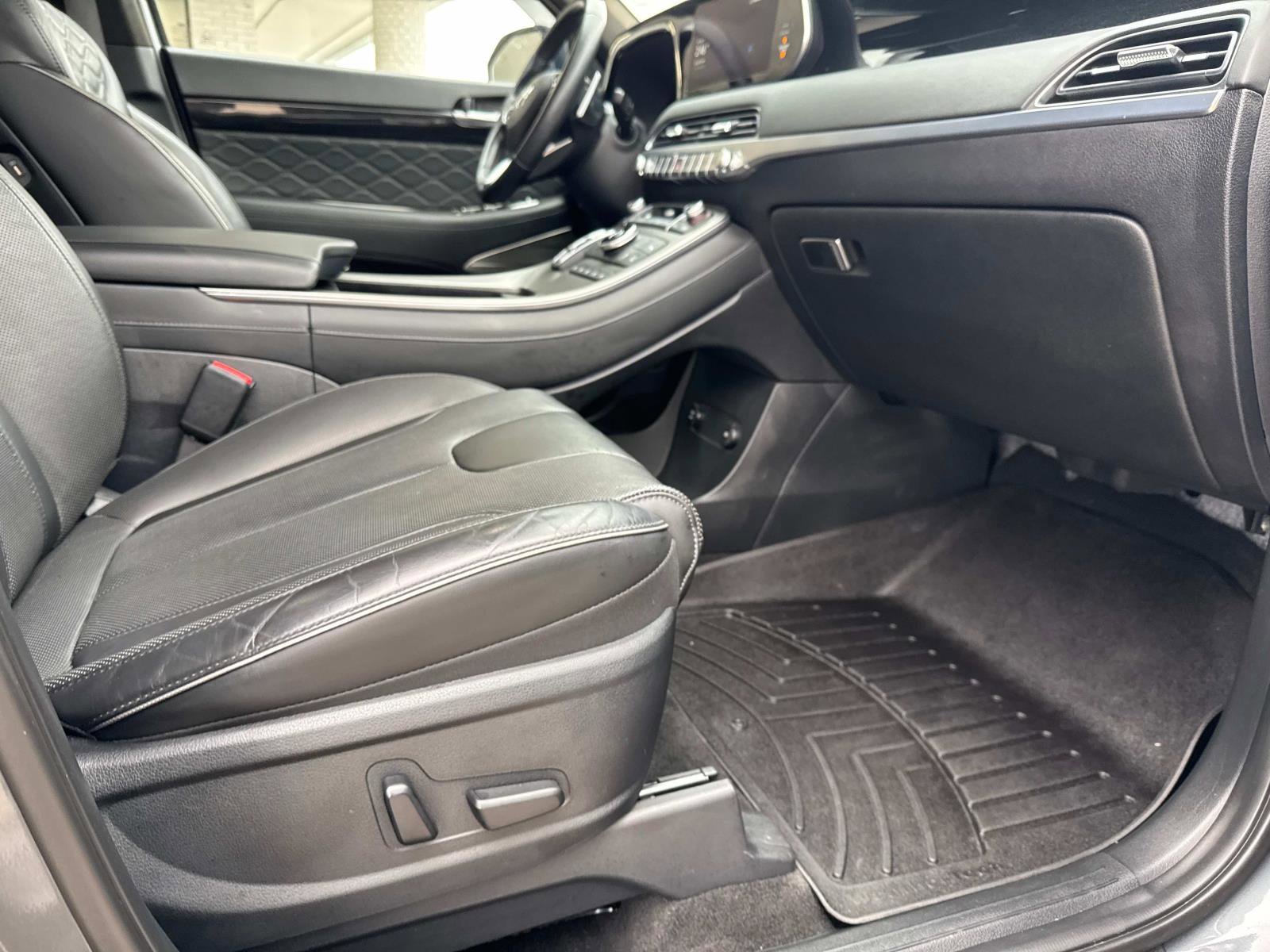Used 2022 Hyundai Palisade Calligraphy image 11