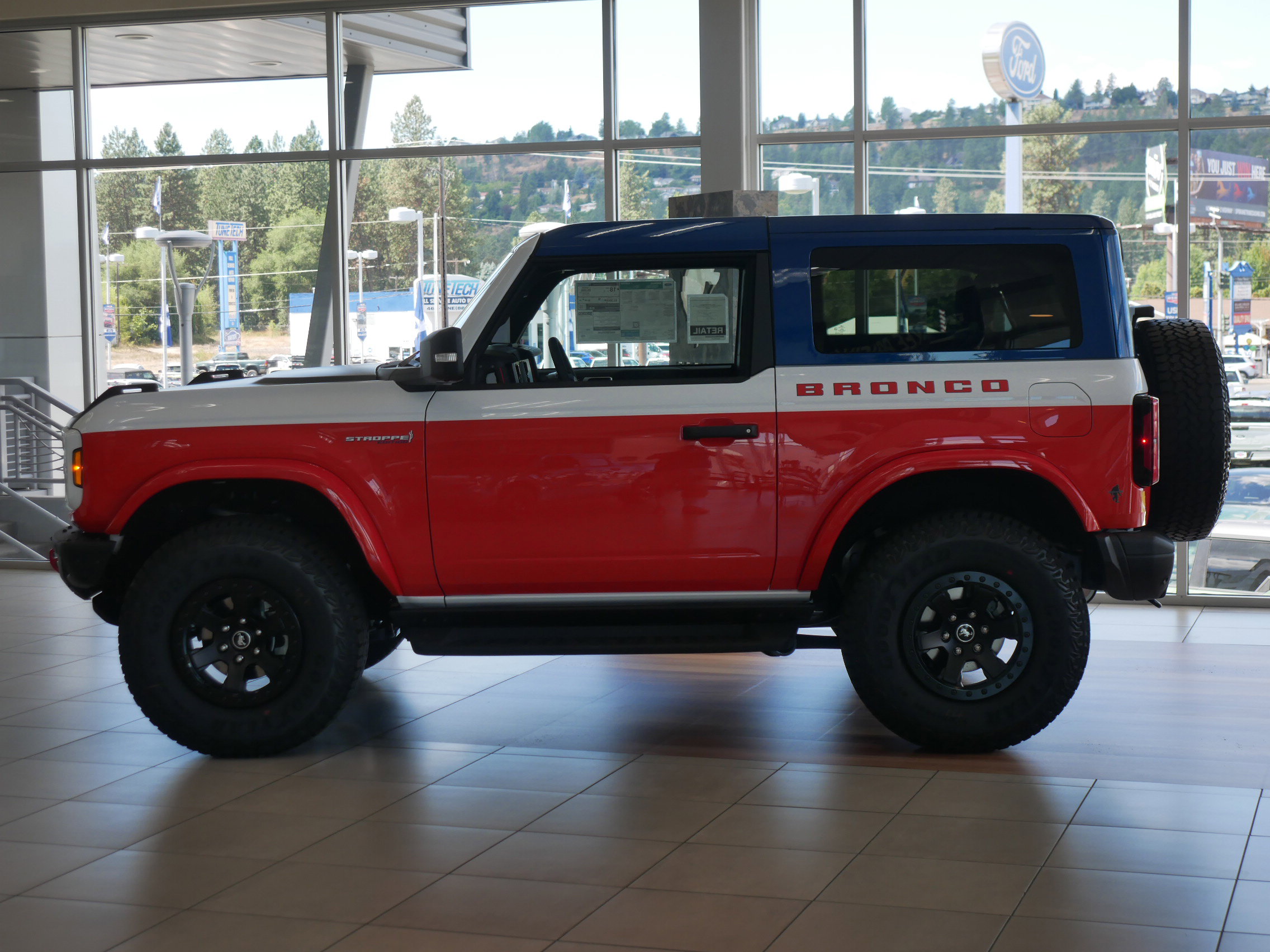 New 2025 Ford Bronco Stroppe Edition image 21