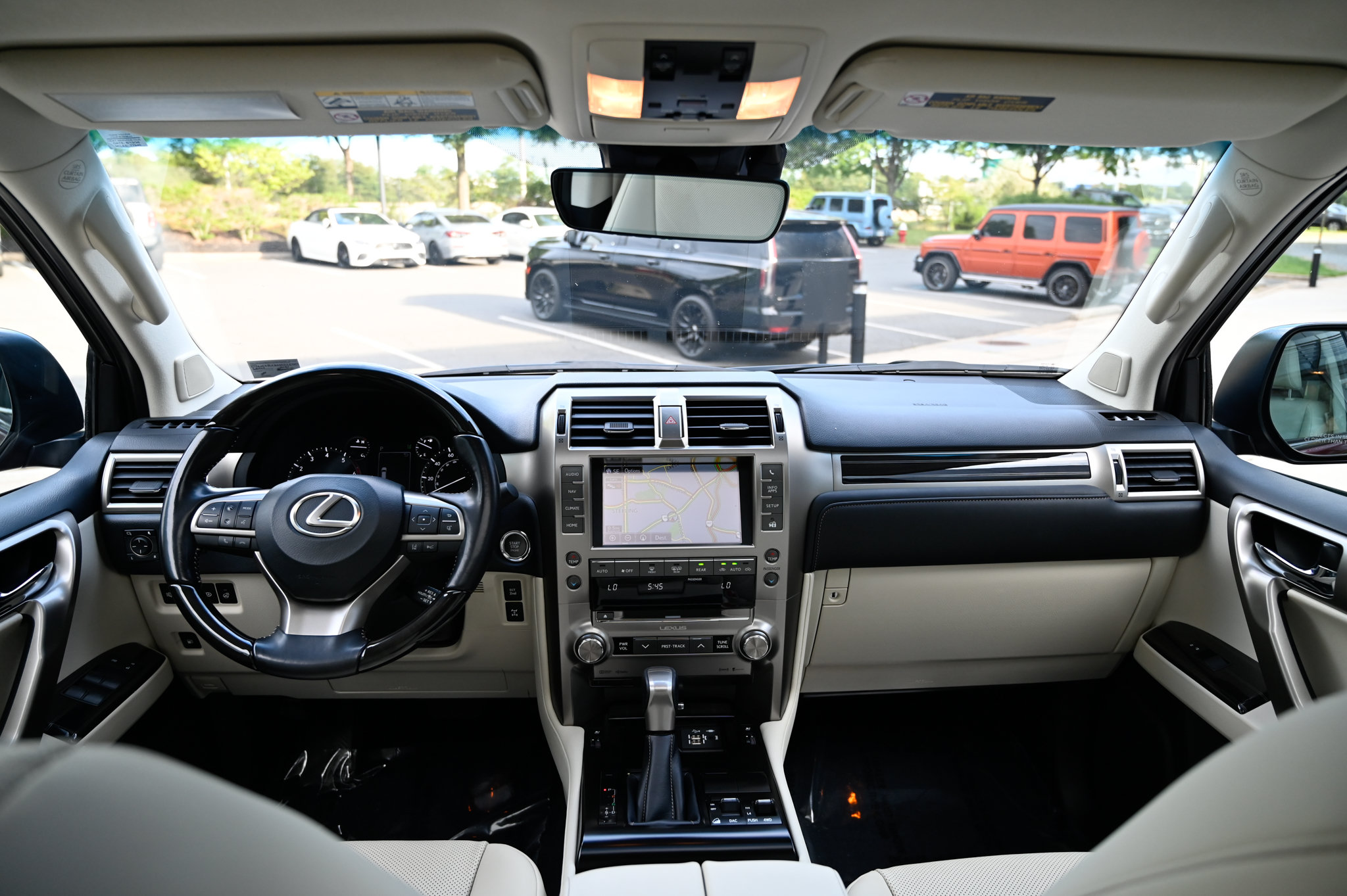 Used 2021 Lexus GX 460 Premium w/ Premium Package AWD/4WD image 43