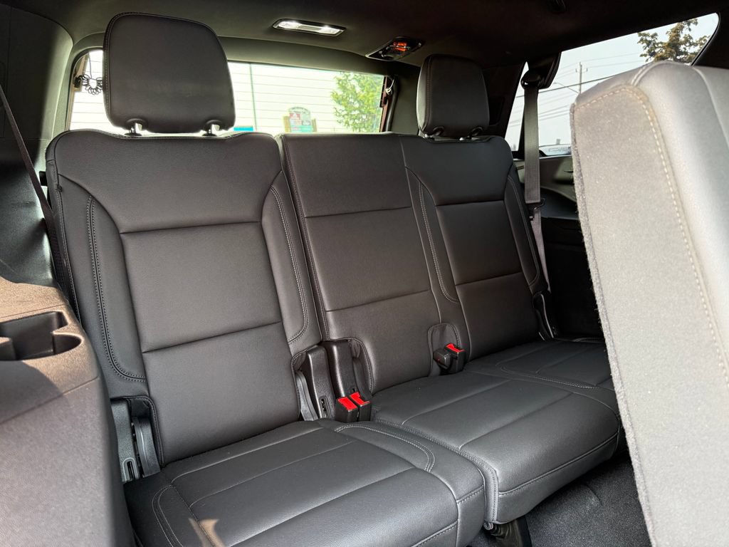 Used 2021 Chevrolet Tahoe Z71 AWD/4WD image 14
