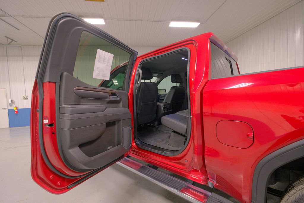 Used 2023 GMC Sierra 1500 SLT w/ SLT Premium Plus Package image 31