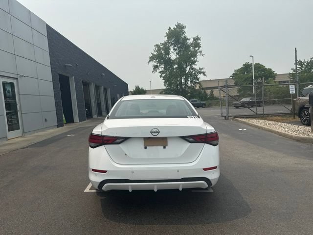 Used 2024 Nissan Sentra SV w/ All-Weather Package FWD image 10