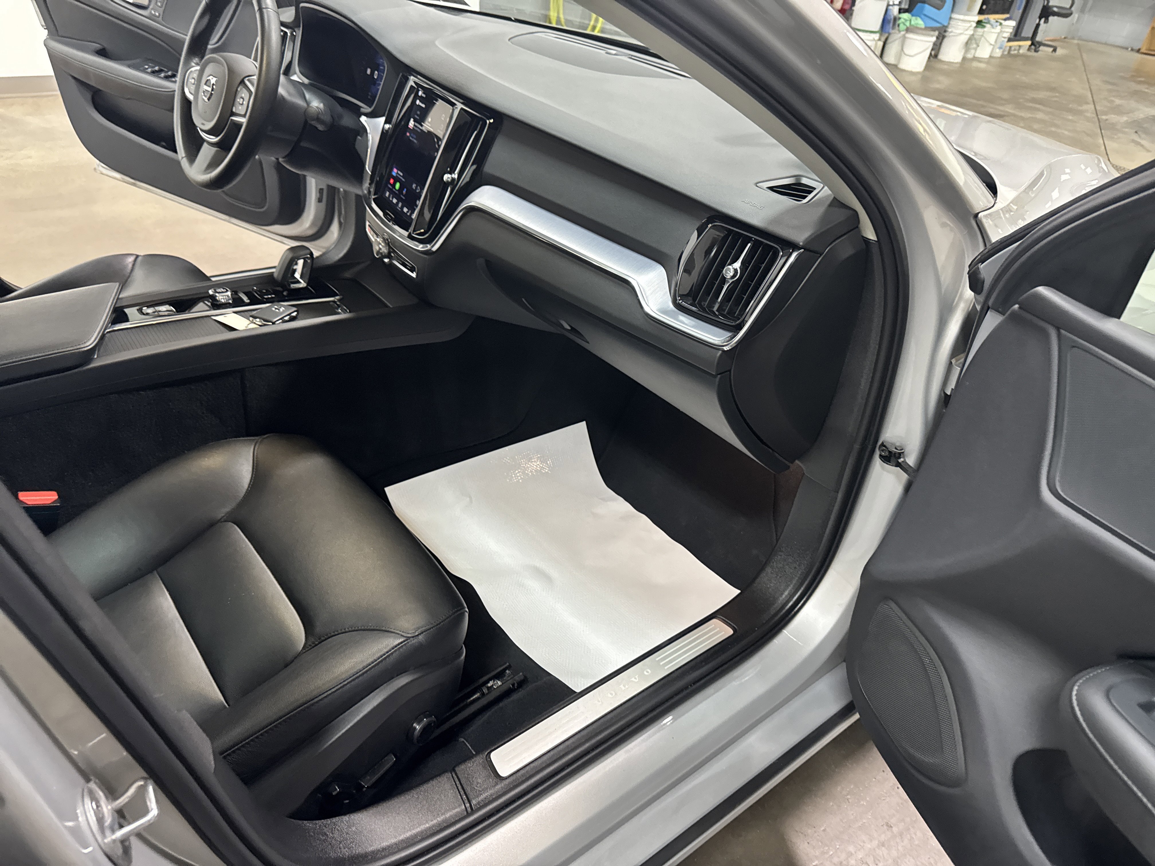 Used 2024 Volvo S60 B5 Core AWD/4WD image 39