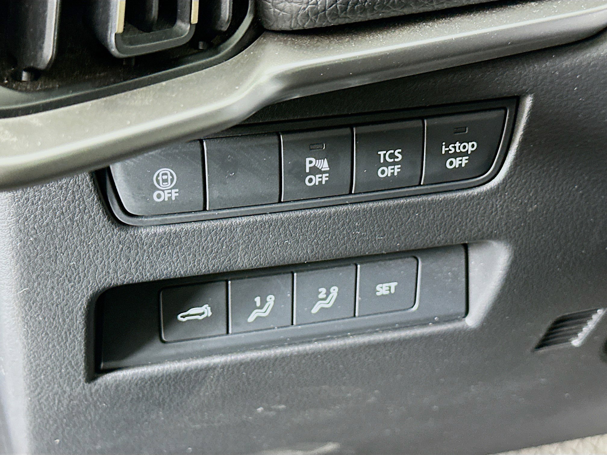 Used 2025 MAZDA CX-90 3.3 Turbo w/ Premium Sport Pkg image 17