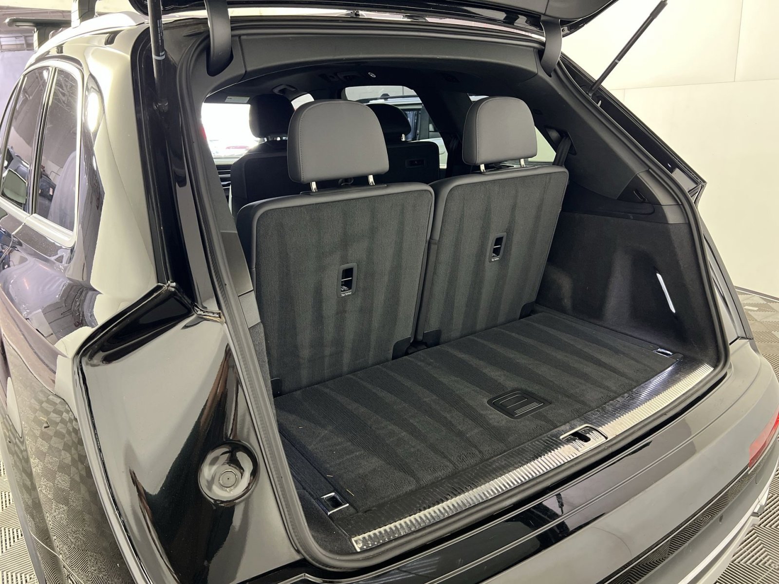 Used 2023 Audi Q7 2.0T Premium Plus w/ Premium Plus Package image 27