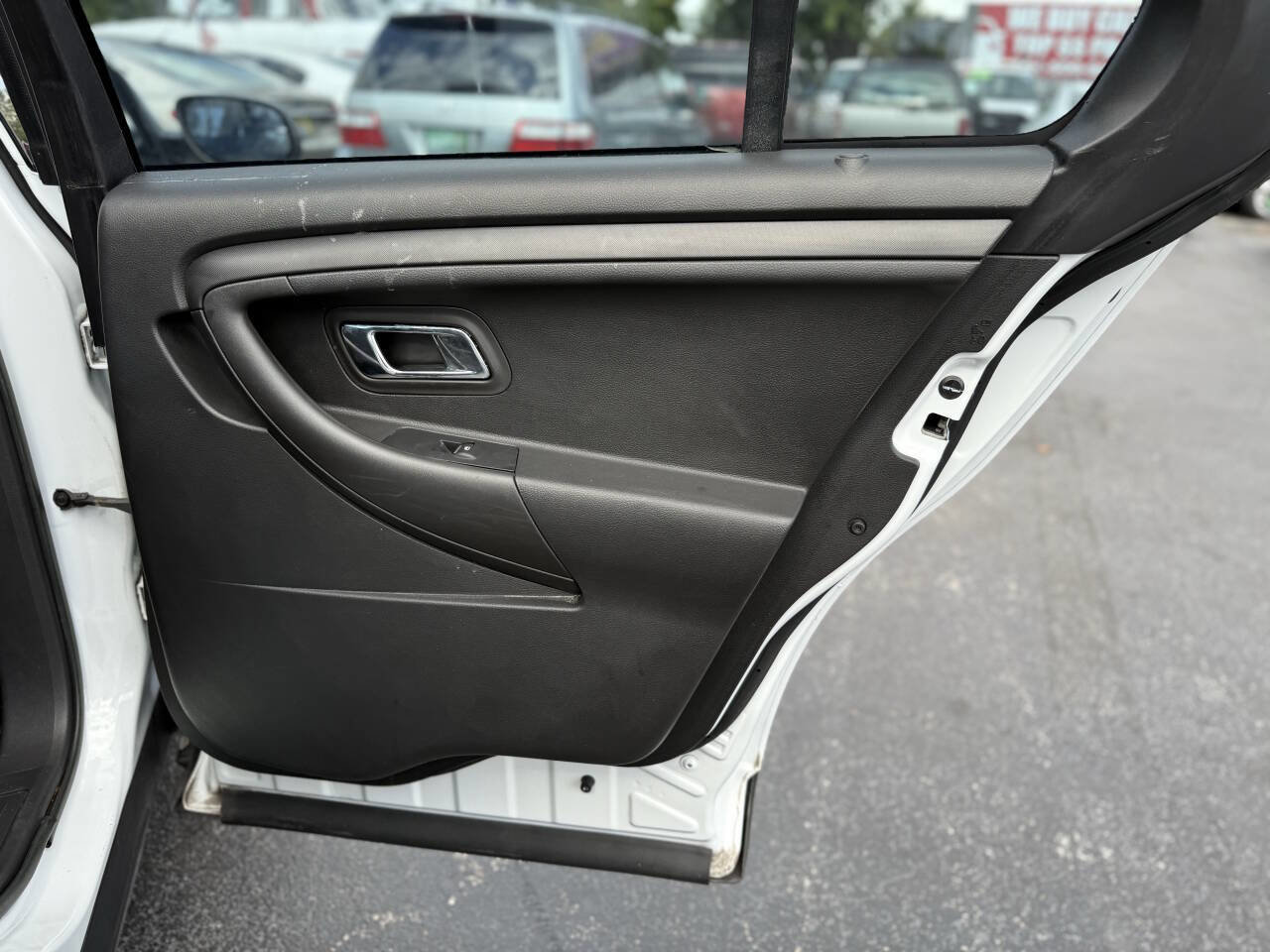 Used 2015 Ford Taurus Police Interceptor AWD image 19