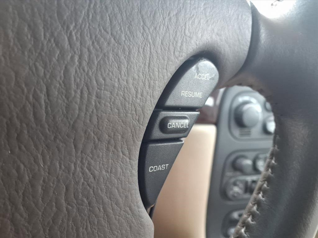 Used 2004 Chrysler 300M image 20