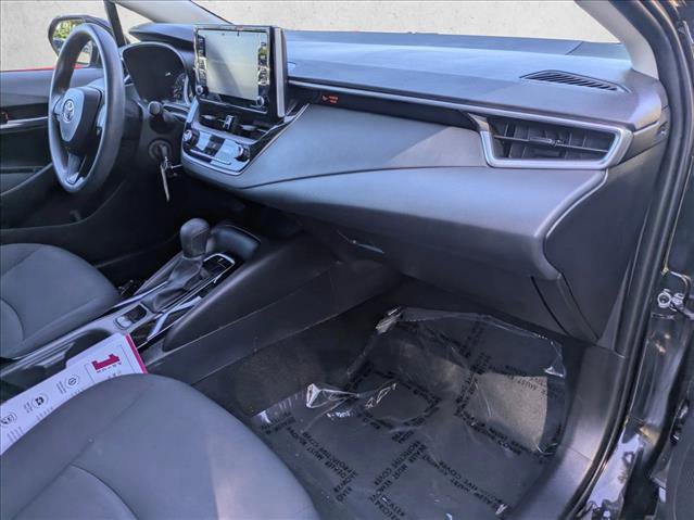Used 2021 Toyota Corolla LE w/ Carpet Mat Package (TMS) image 20