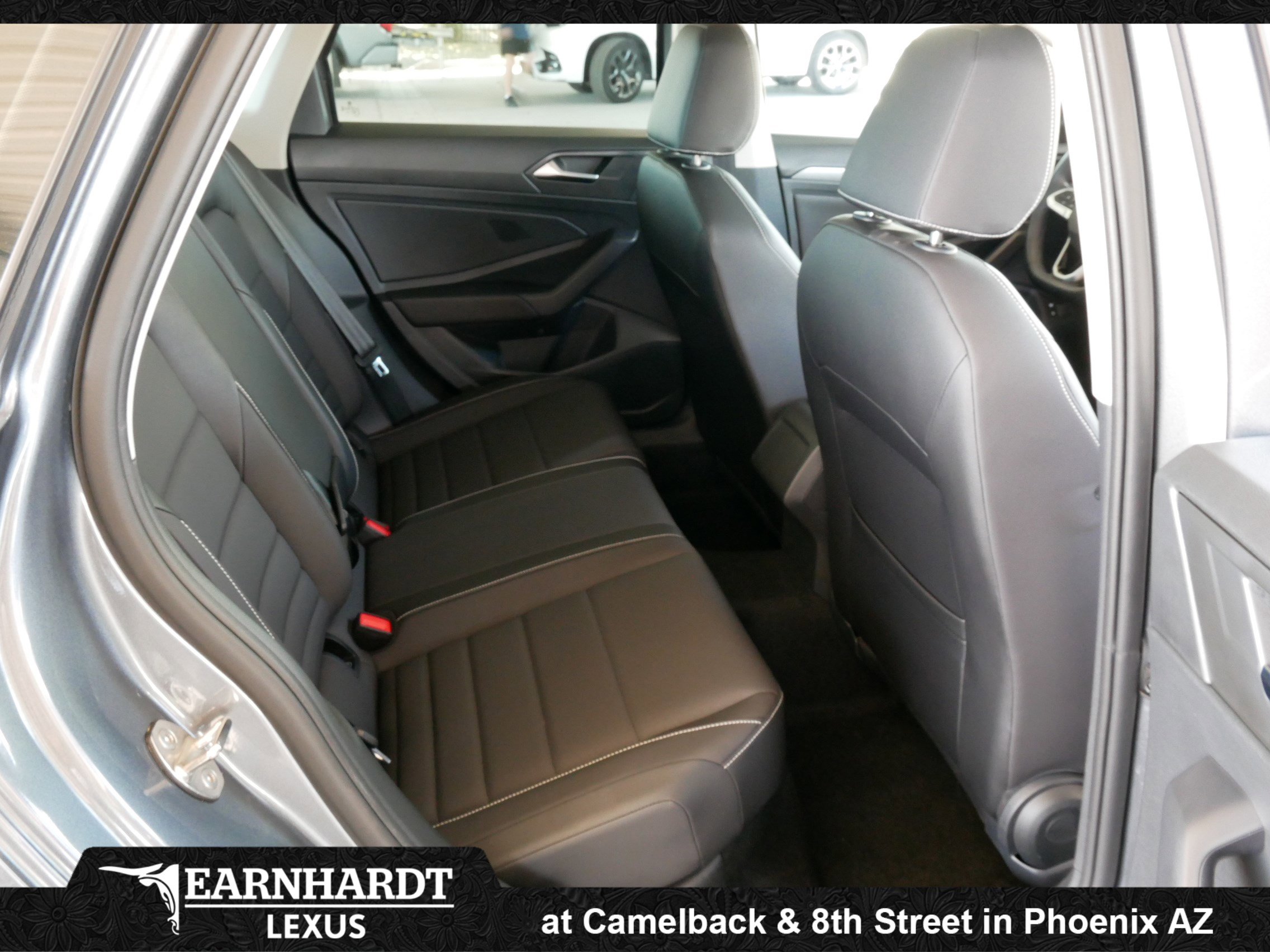 Used 2024 Volkswagen Jetta SE w/ Panoramic Sunroof Package image 16