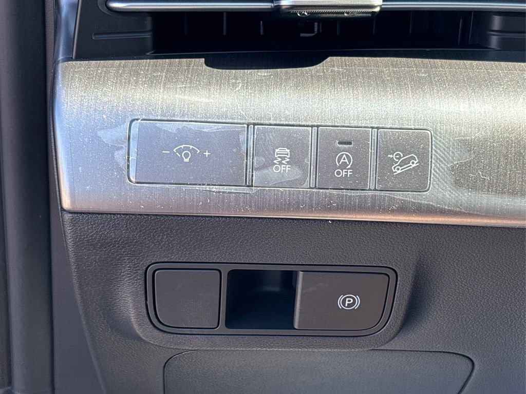 Certified 2026 Hyundai Kona SE image 24