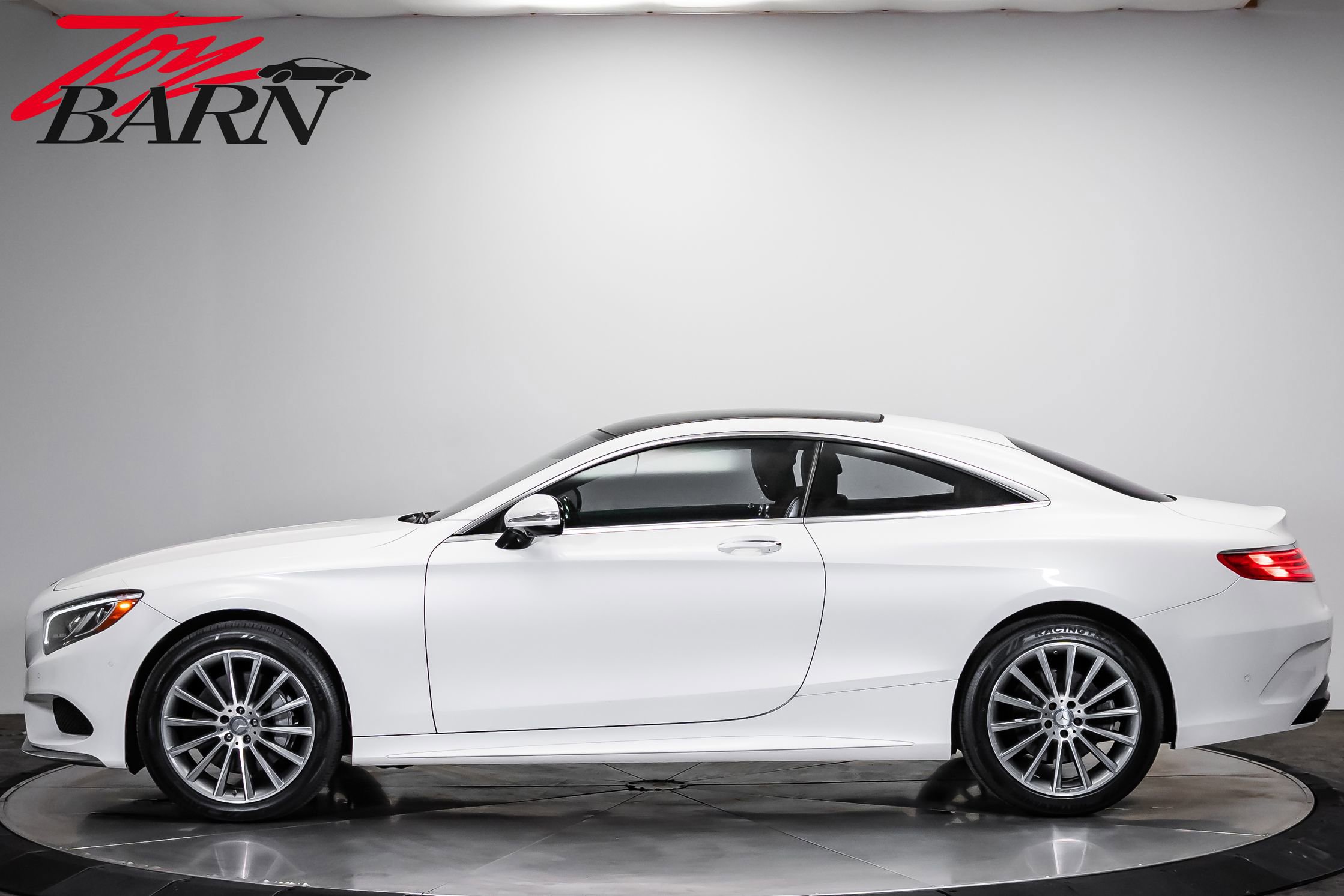 Used 2015 Mercedes-Benz S 550 4MATIC Coupe image 2