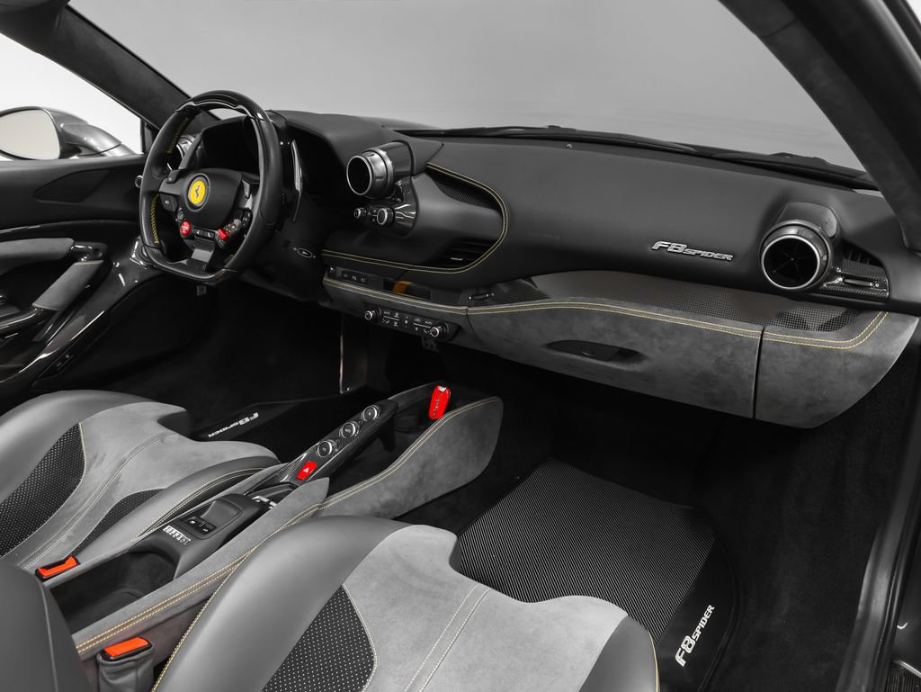 Certified 2022 Ferrari F8 Tributo RWD image 30