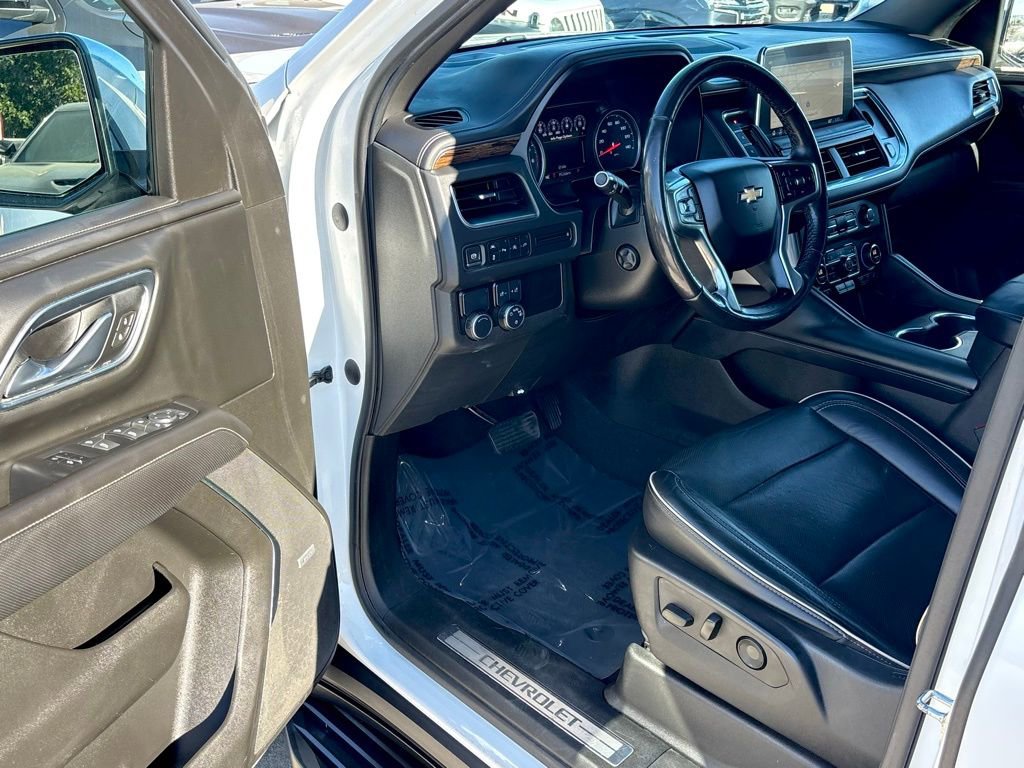 Used 2021 Chevrolet Suburban Premier image 15